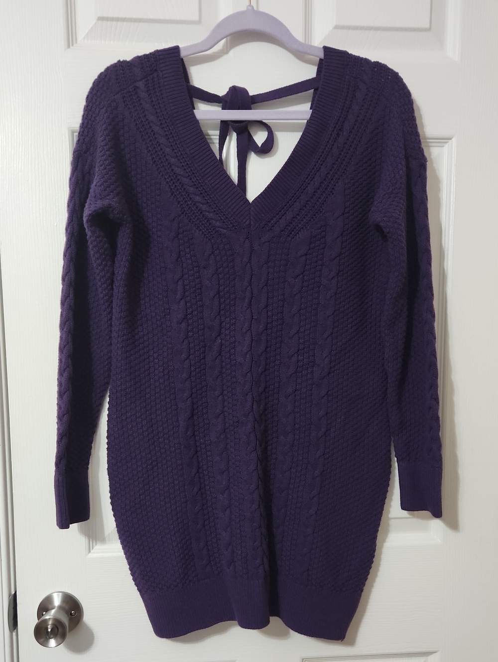 Preppy Fall Chic Abercrombie & Fitch Purple V‑Neck Cable Knit Sweater Dress